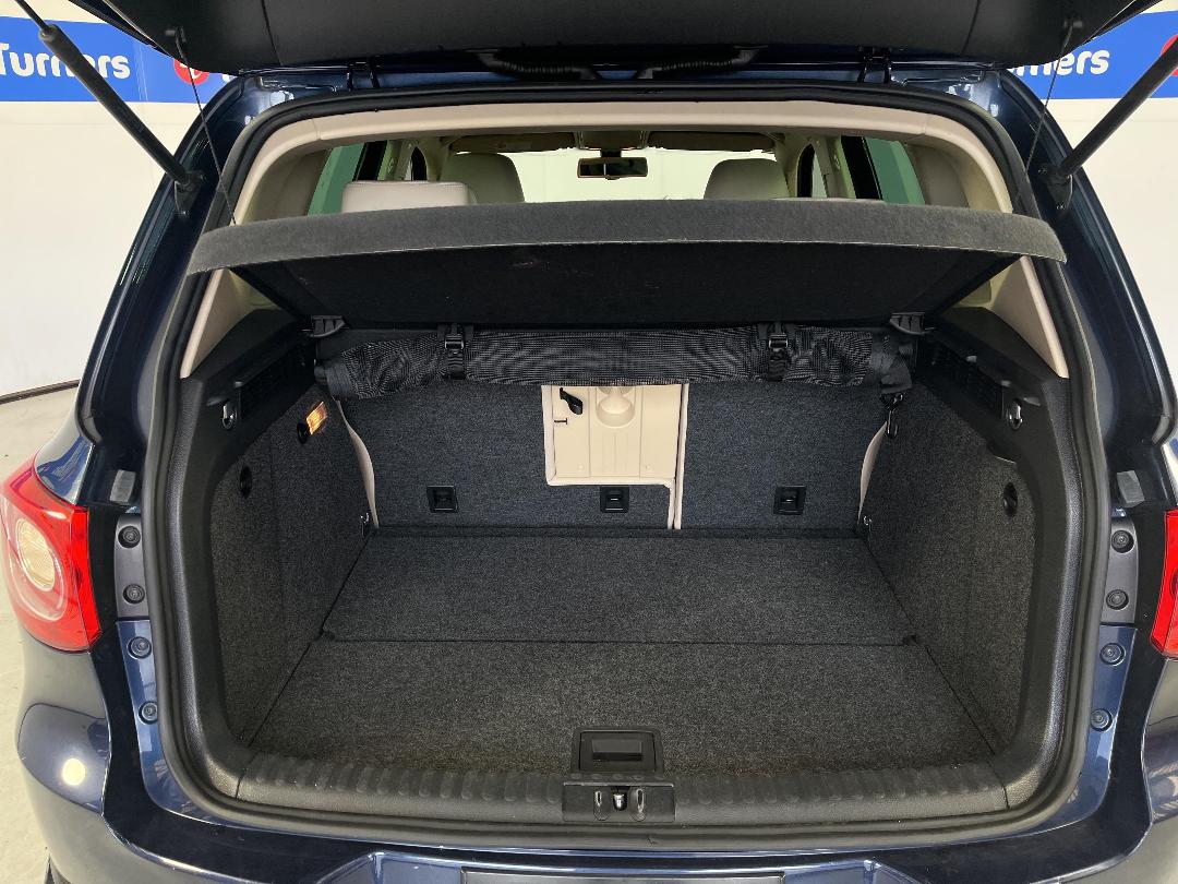 Photo '14' of Volkswagen Tiguan Photo '14' of Volkswagen Tiguan