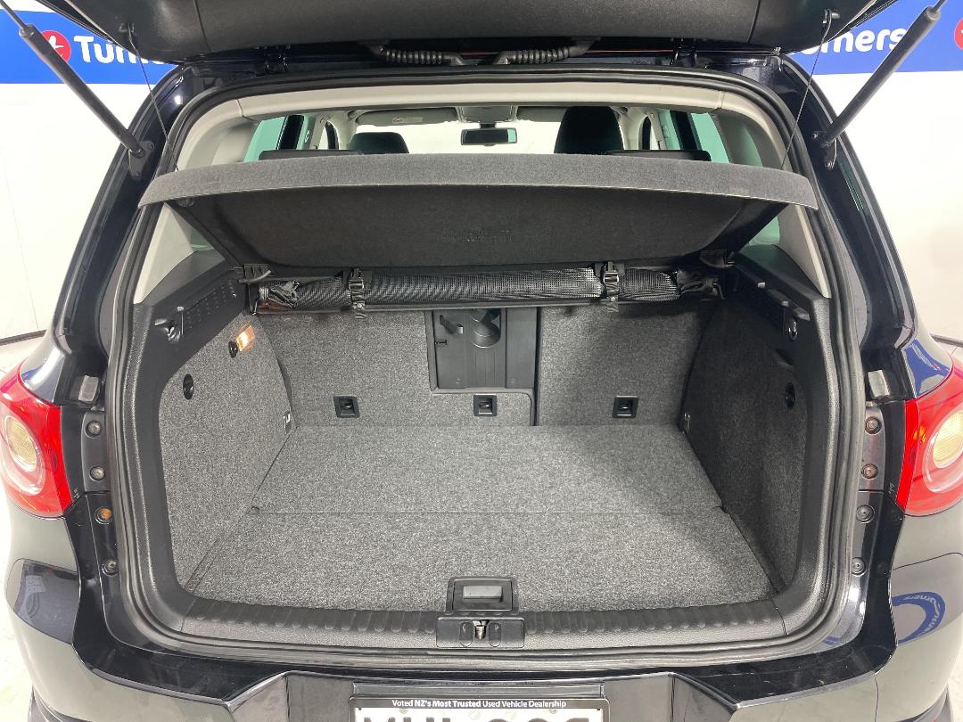 Photo '14' of Volkswagen Tiguan Photo '14' of Volkswagen Tiguan