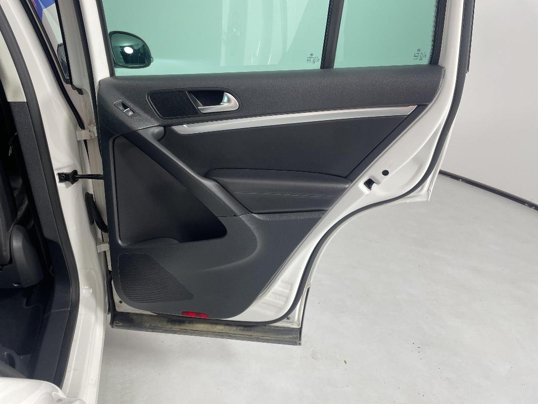 Photo '19' of Volkswagen Tiguan
