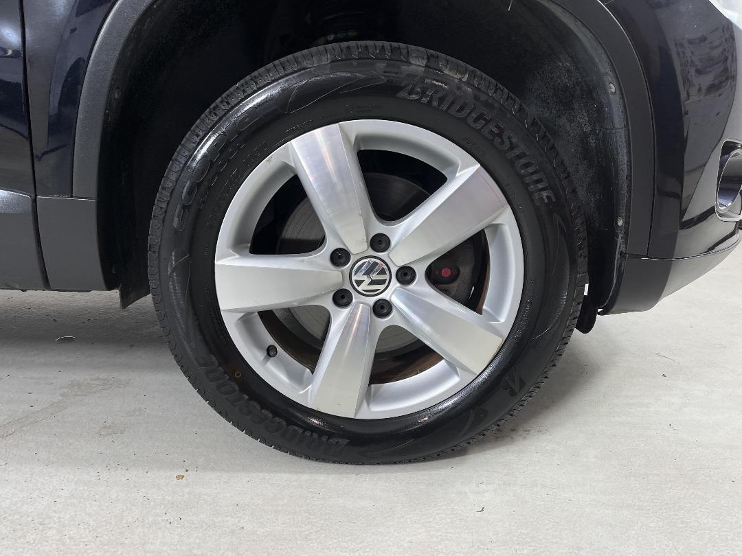 Photo '9' of Volkswagen Tiguan Photo '9' of Volkswagen Tiguan