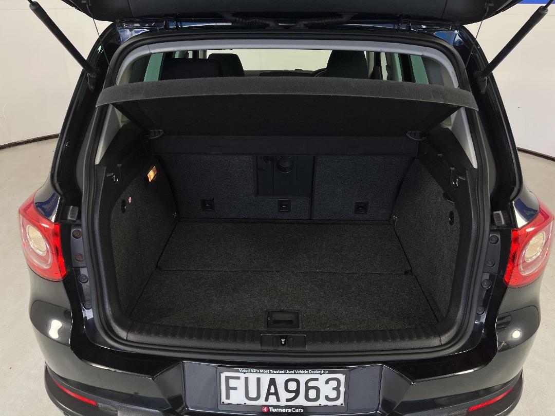 Photo '14' of Volkswagen Tiguan Photo '14' of Volkswagen Tiguan