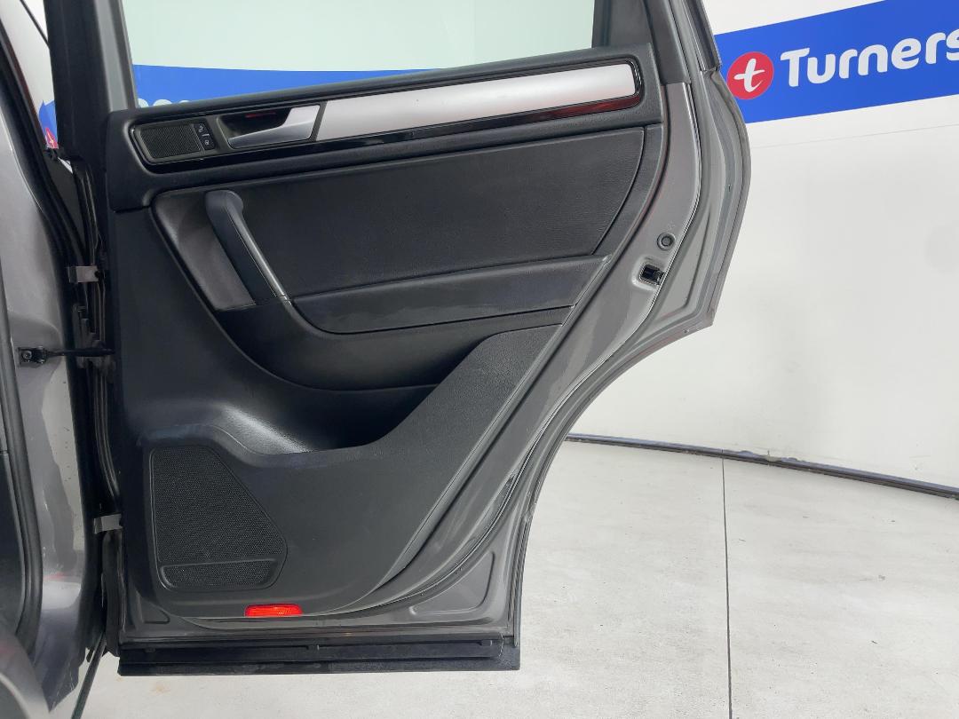 Photo '19' of Volkswagen Touareg Photo '19' of Volkswagen Touareg