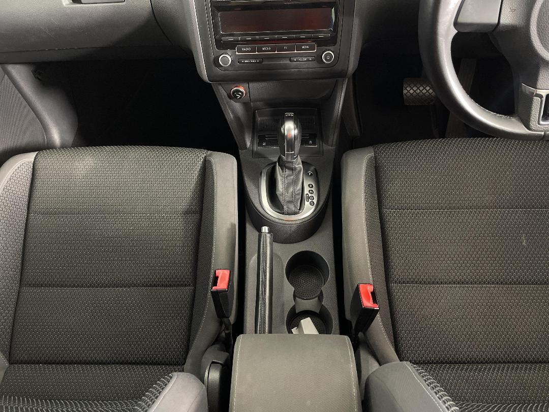 Photo '18' of Volkswagen Touran