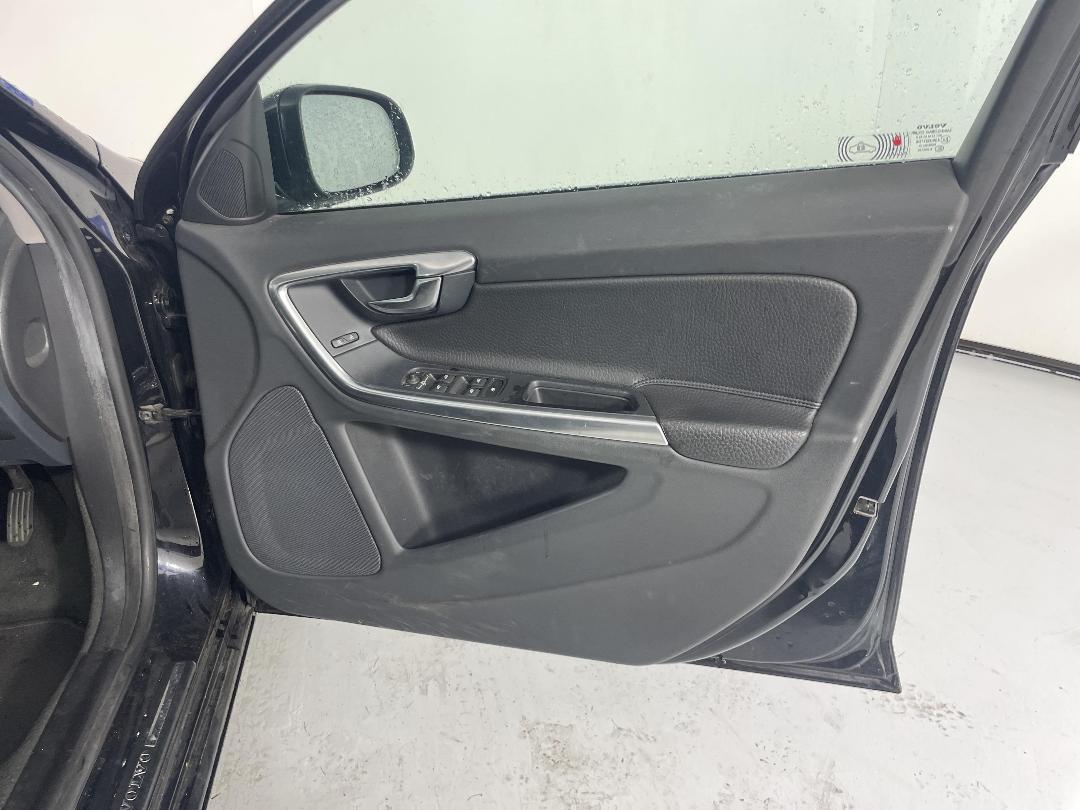 Photo '13' of Volvo S60 Photo '13' of Volvo S60