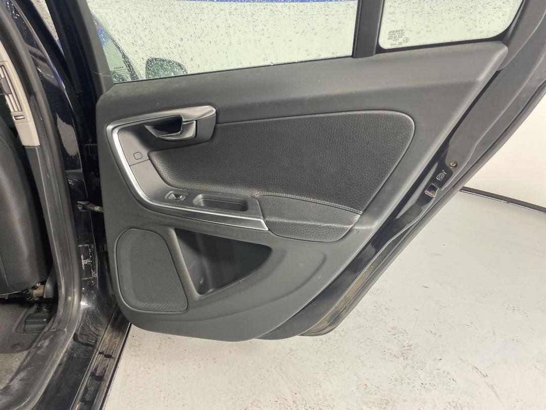 Photo '17' of Volvo S60 Photo '17' of Volvo S60