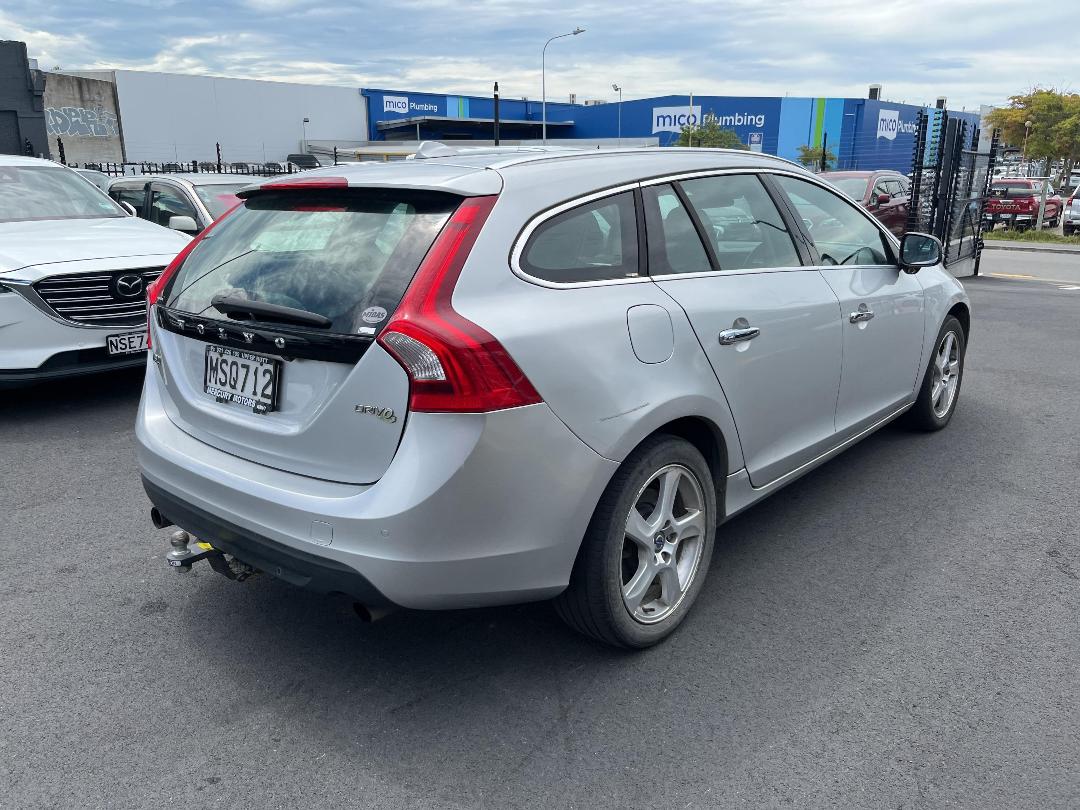 Photo '6' of Volvo V60