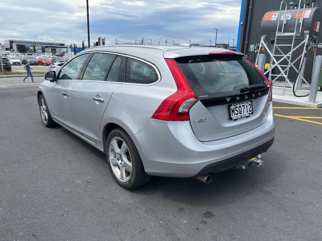 Photo '4' of Volvo V60