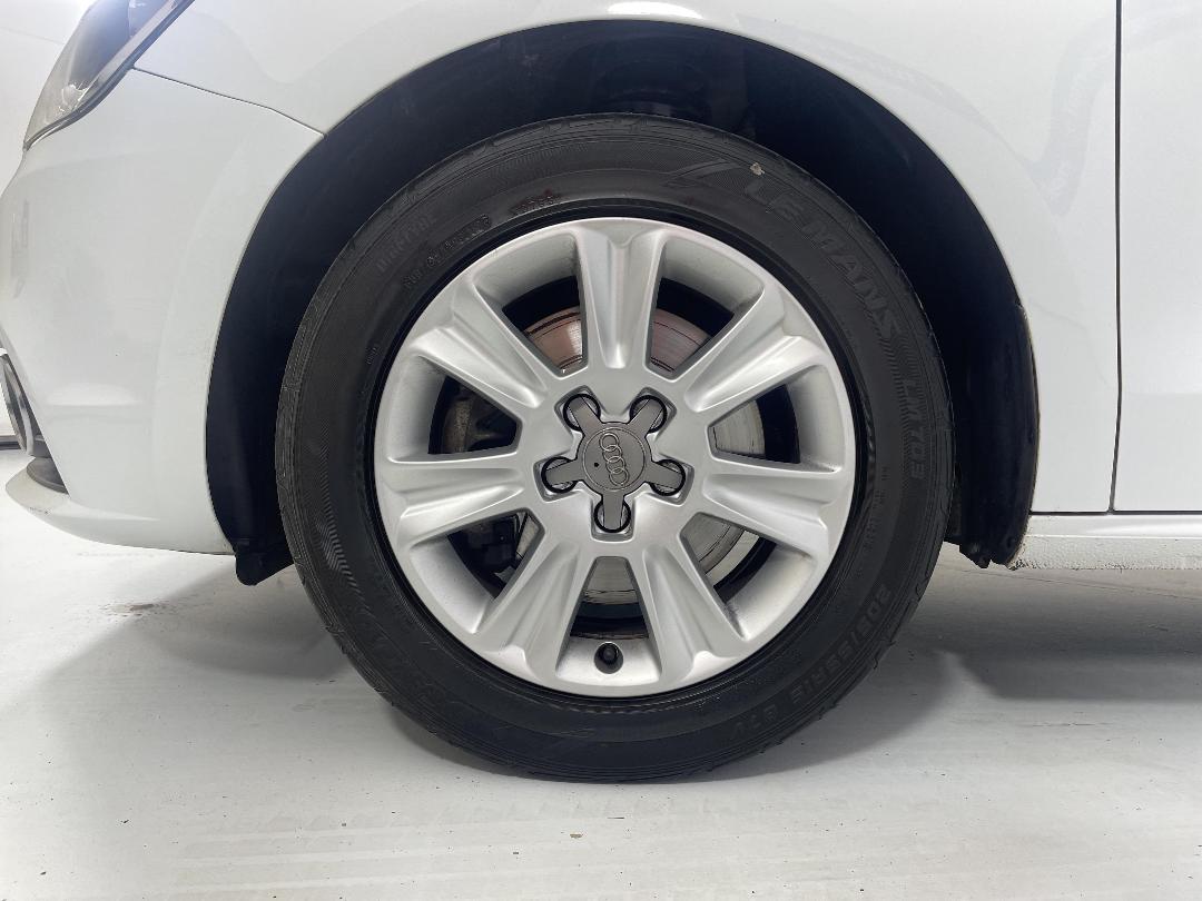 Photo '10' of Audi A1