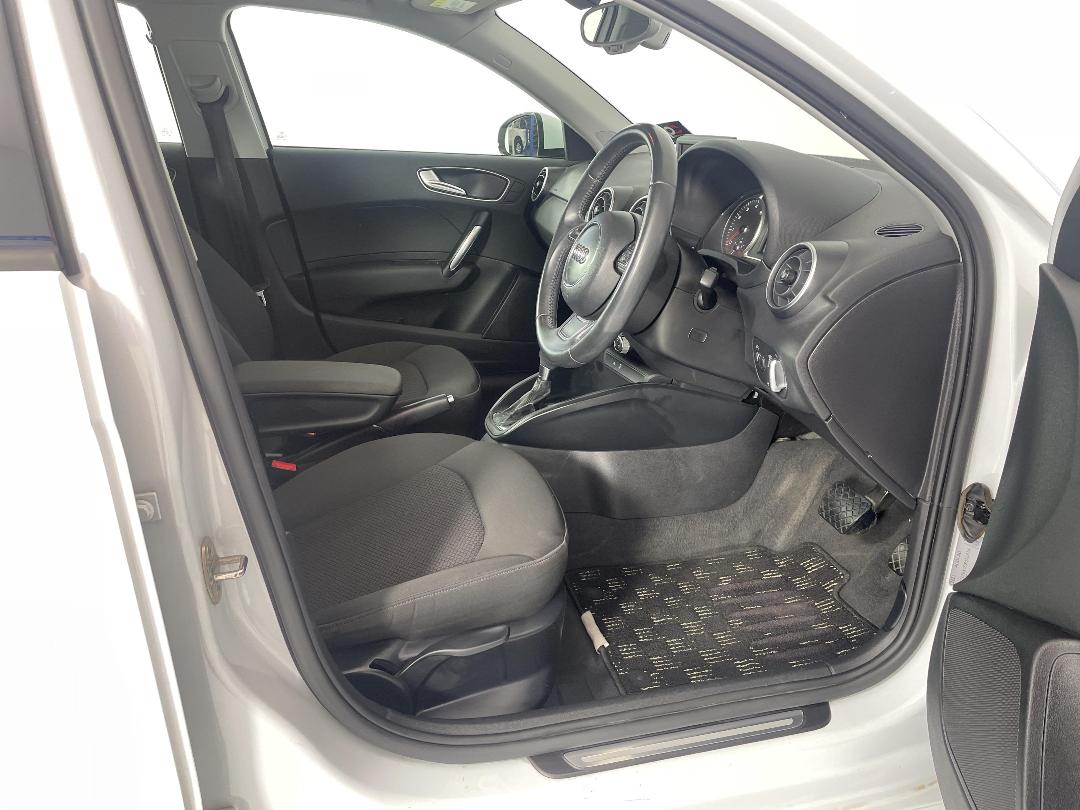 Photo '16' of Audi A1