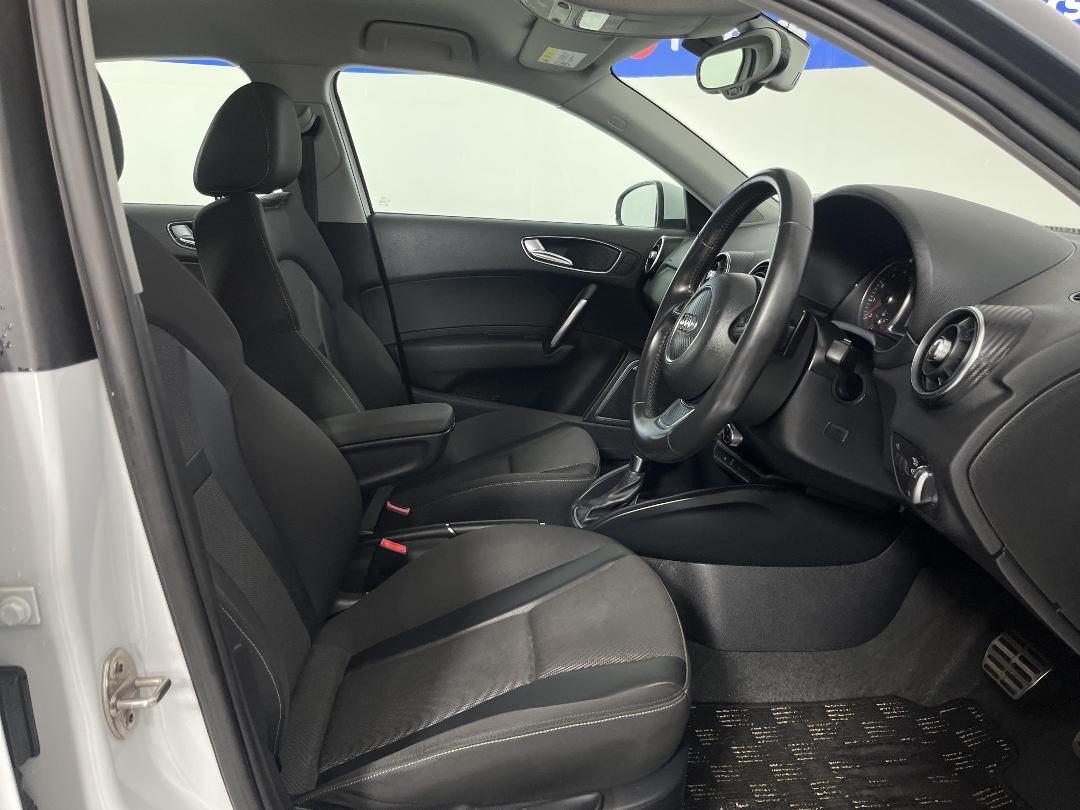 Photo '16' of Audi A1 Photo '16' of Audi A1