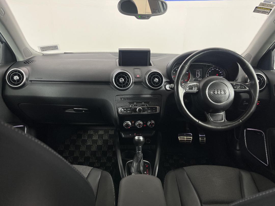 Photo '17' of Audi A1 Photo '17' of Audi A1