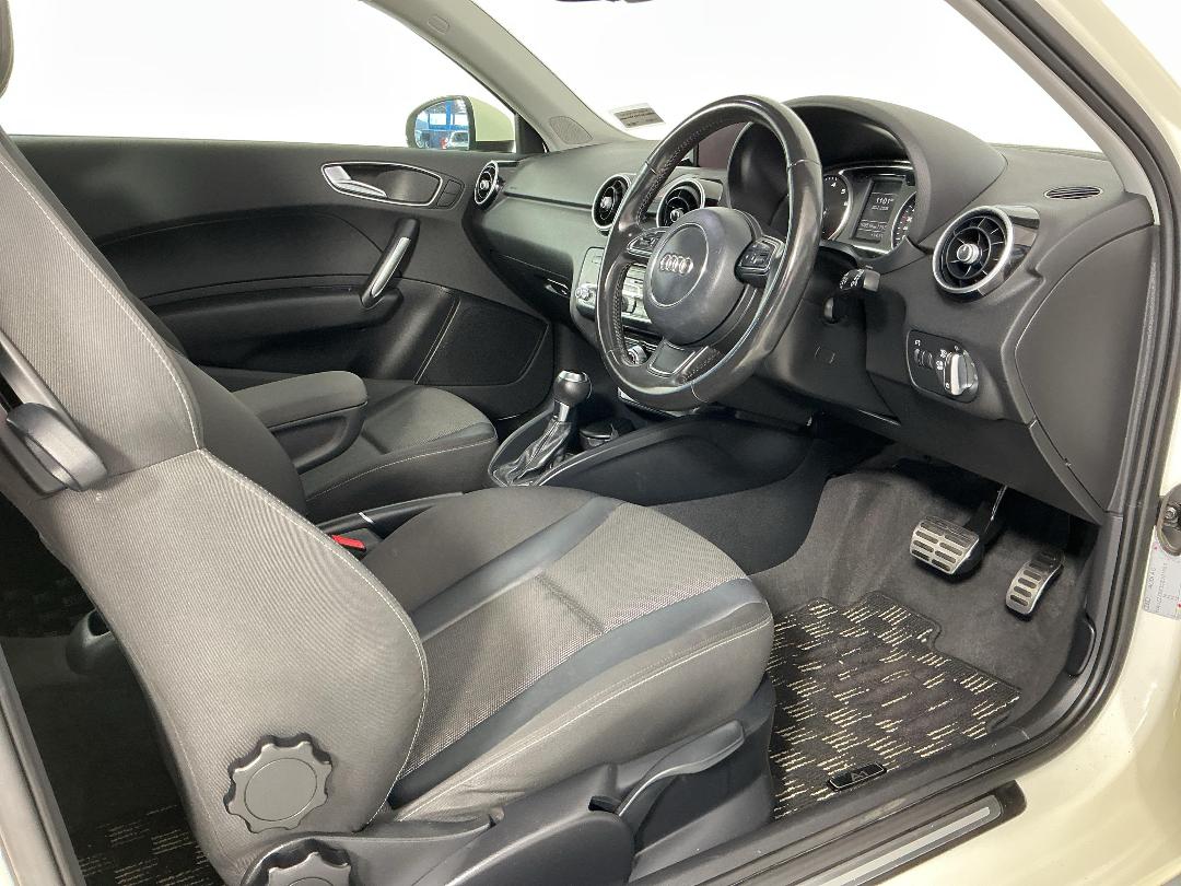 Photo '16' of Audi A1 Photo '16' of Audi A1