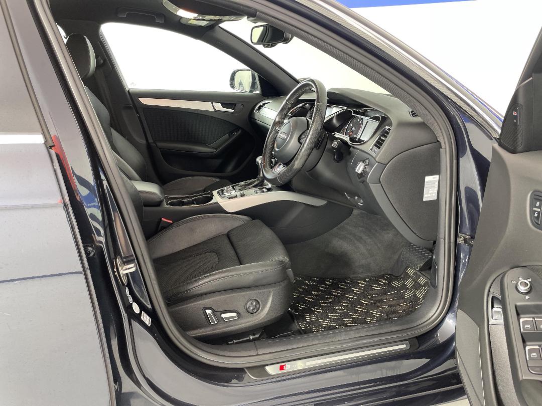 Photo '16' of Audi A4