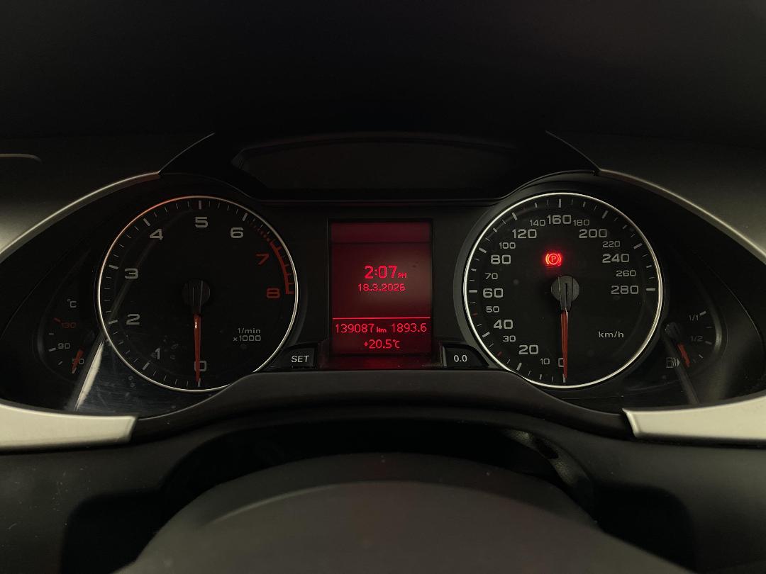 Photo '21' of Audi A4