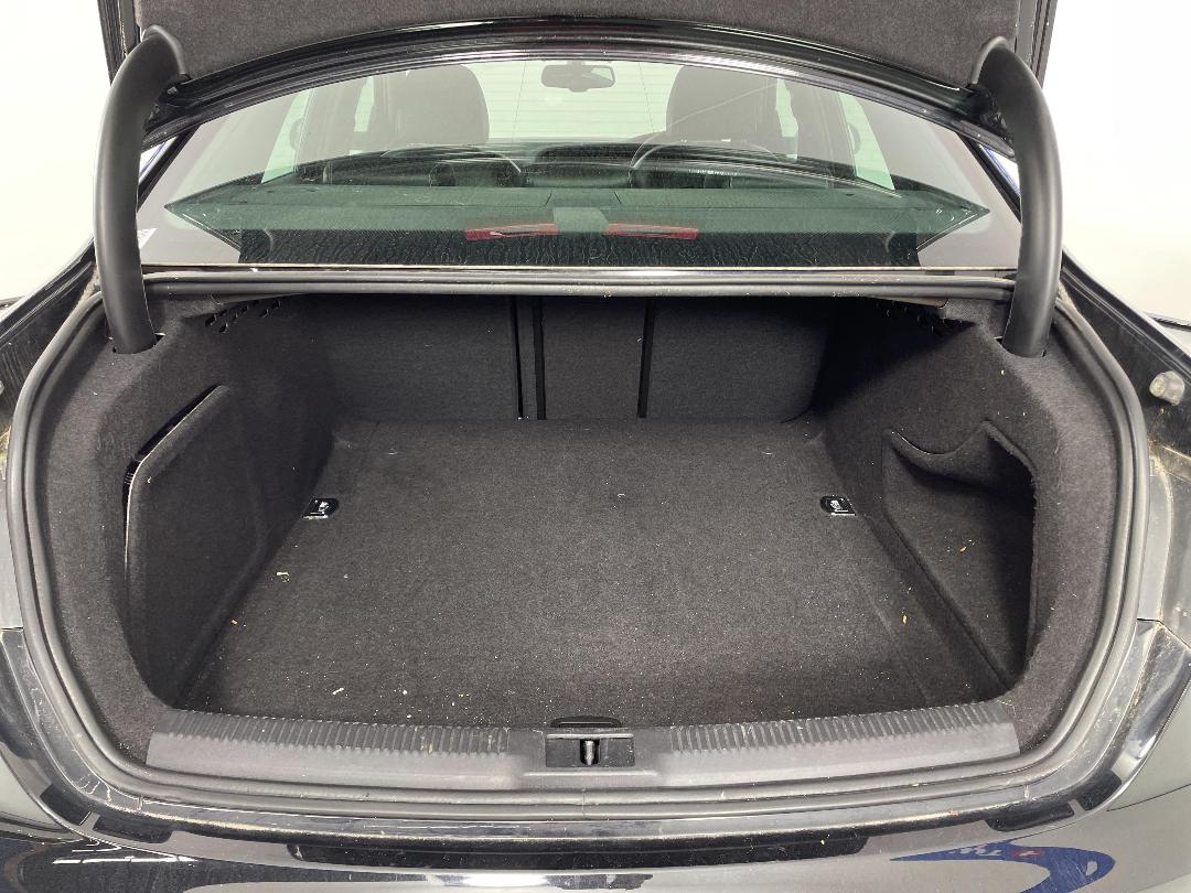 Photo '14' of Audi A4