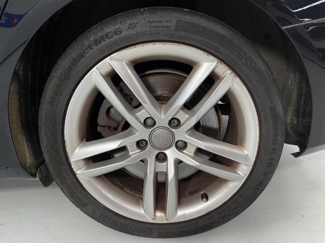 Photo '11' of Audi A4