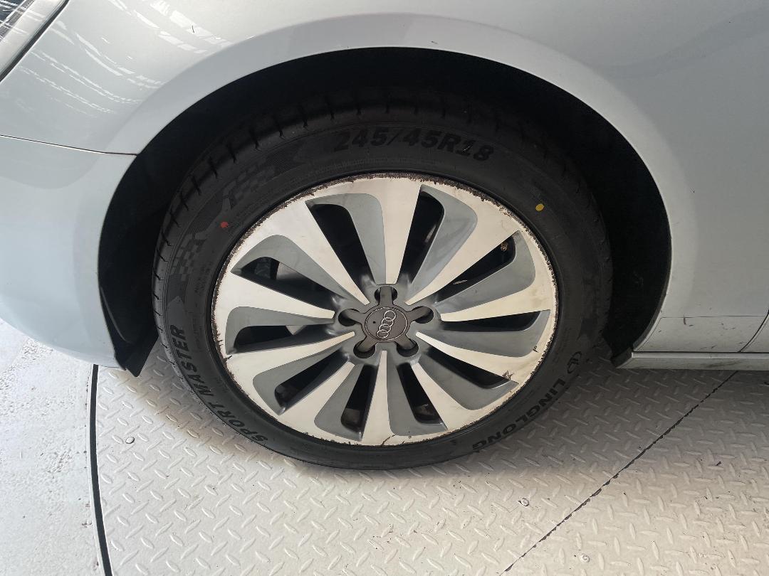 Photo '10' of Audi A6 Photo '10' of Audi A6