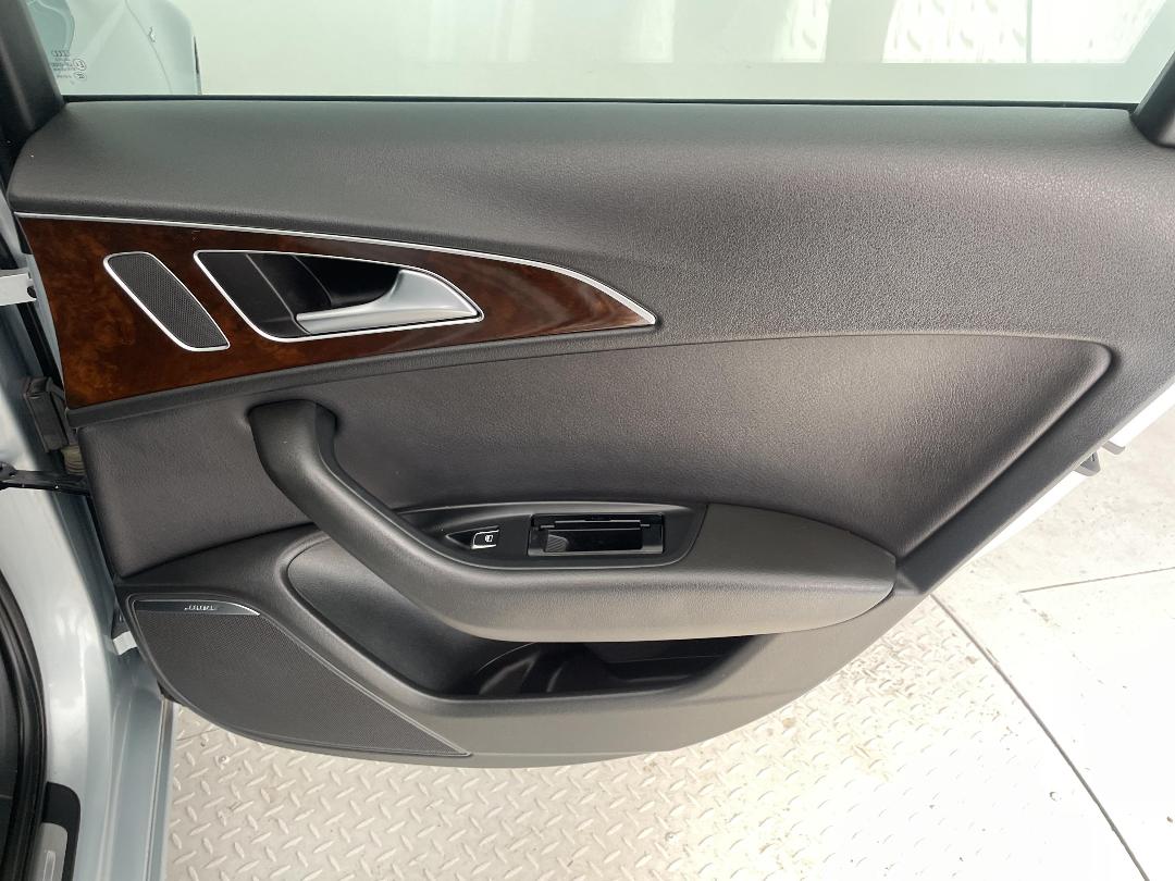 Photo '19' of Audi A6 Photo '19' of Audi A6