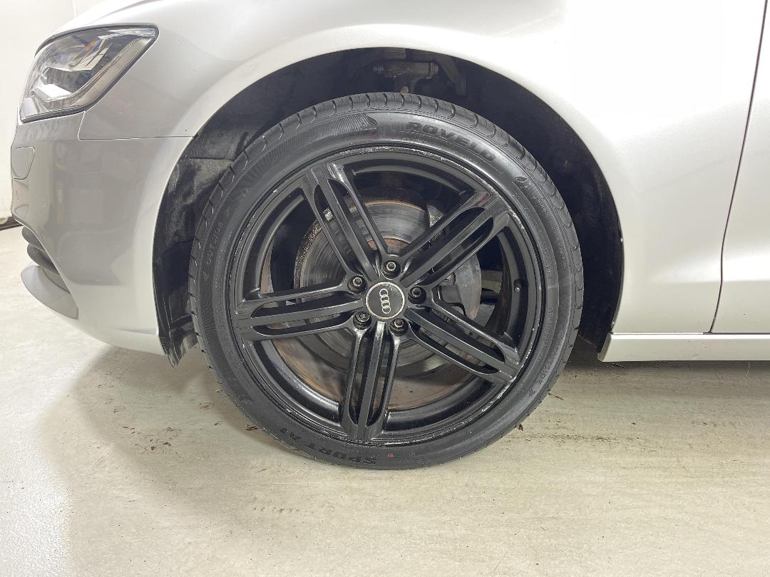 Photo '10' of Audi A6 Photo '10' of Audi A6