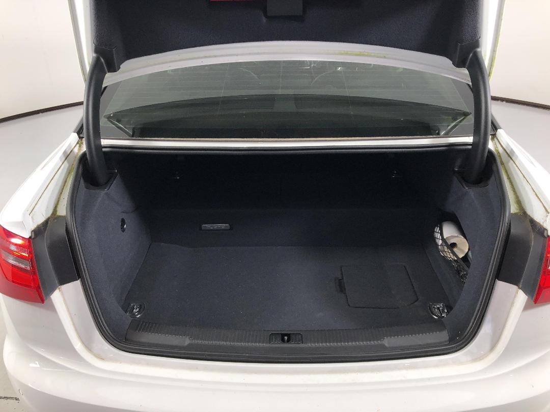 Photo '14' of Audi A6 Photo '14' of Audi A6