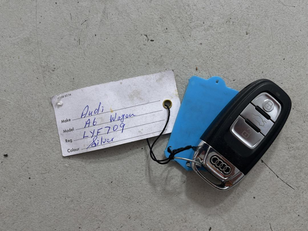 Photo '22' of Audi A6 Photo '22' of Audi A6