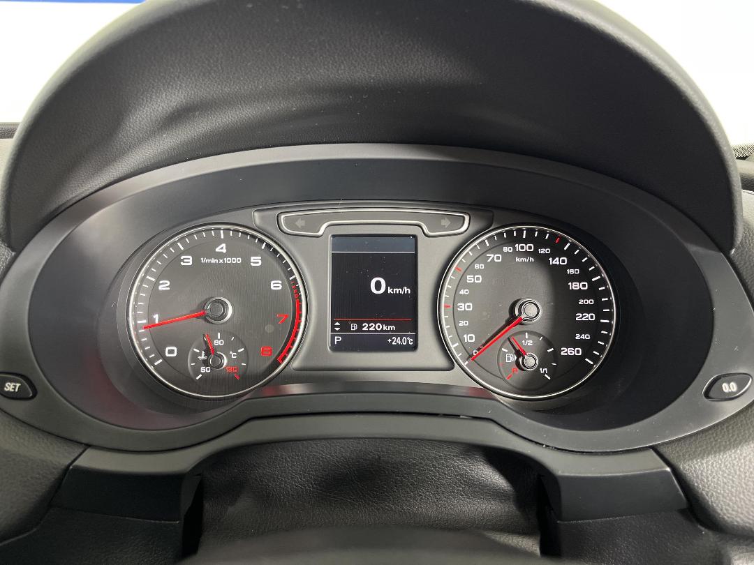 Photo '21' of Audi Q3 Photo '21' of Audi Q3