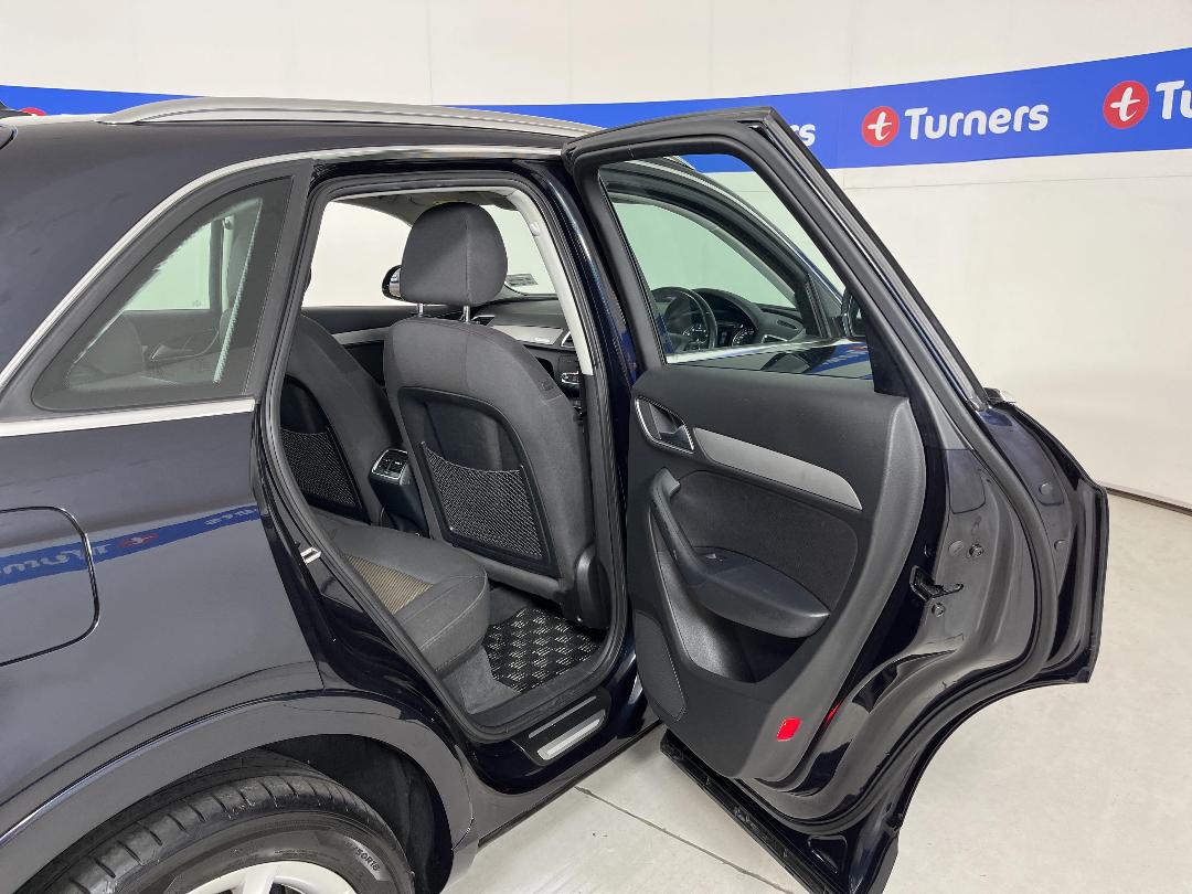 Photo '19' of Audi Q3 Photo '19' of Audi Q3