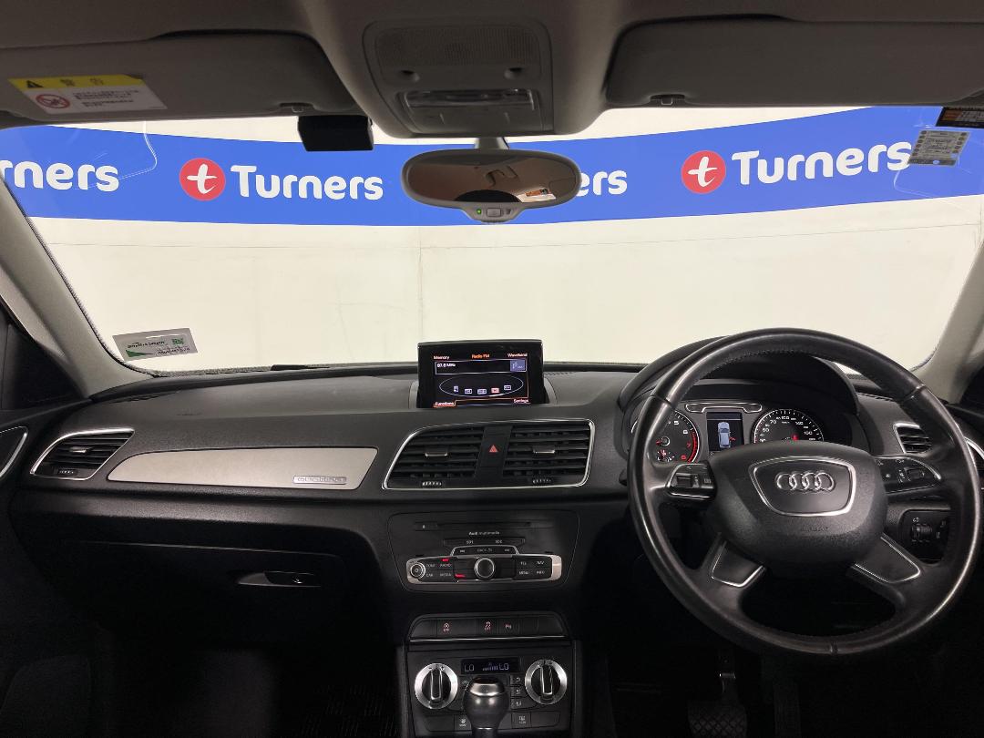 Photo '17' of Audi Q3 Photo '17' of Audi Q3