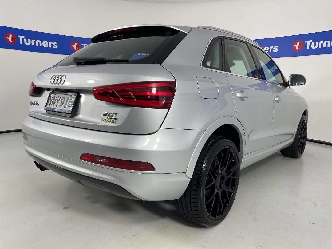 Photo '7' of Audi Q3 Photo '7' of Audi Q3