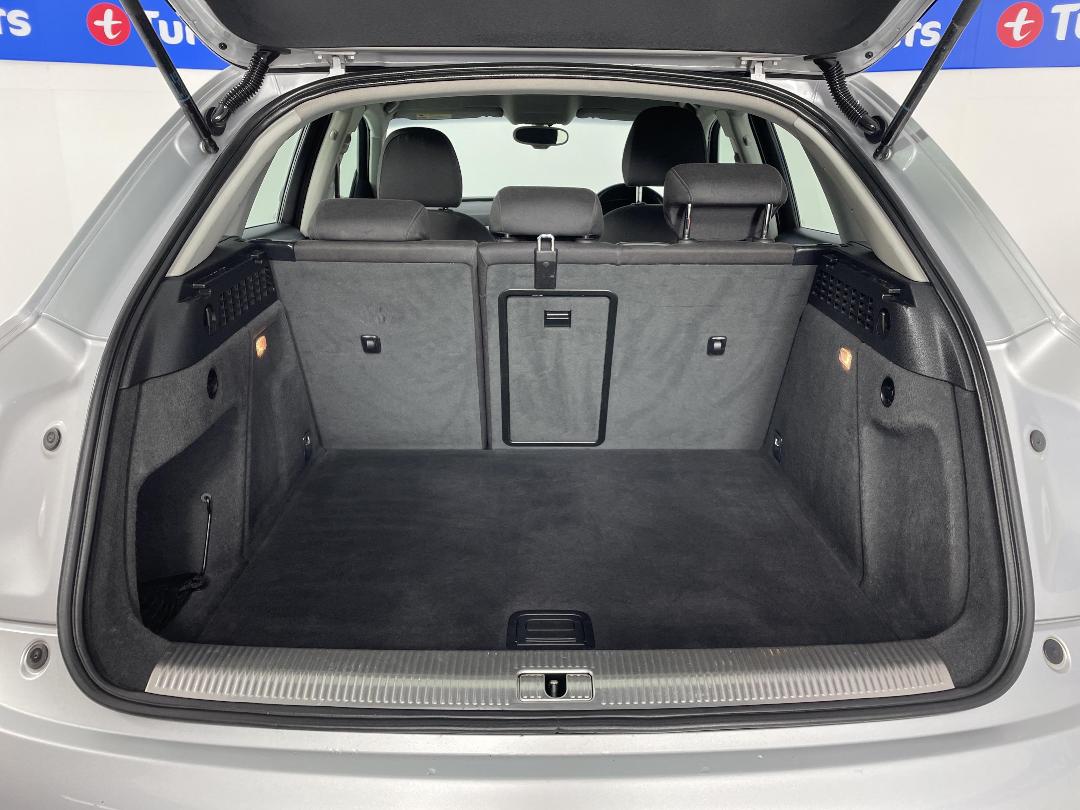 Photo '14' of Audi Q3 Photo '14' of Audi Q3