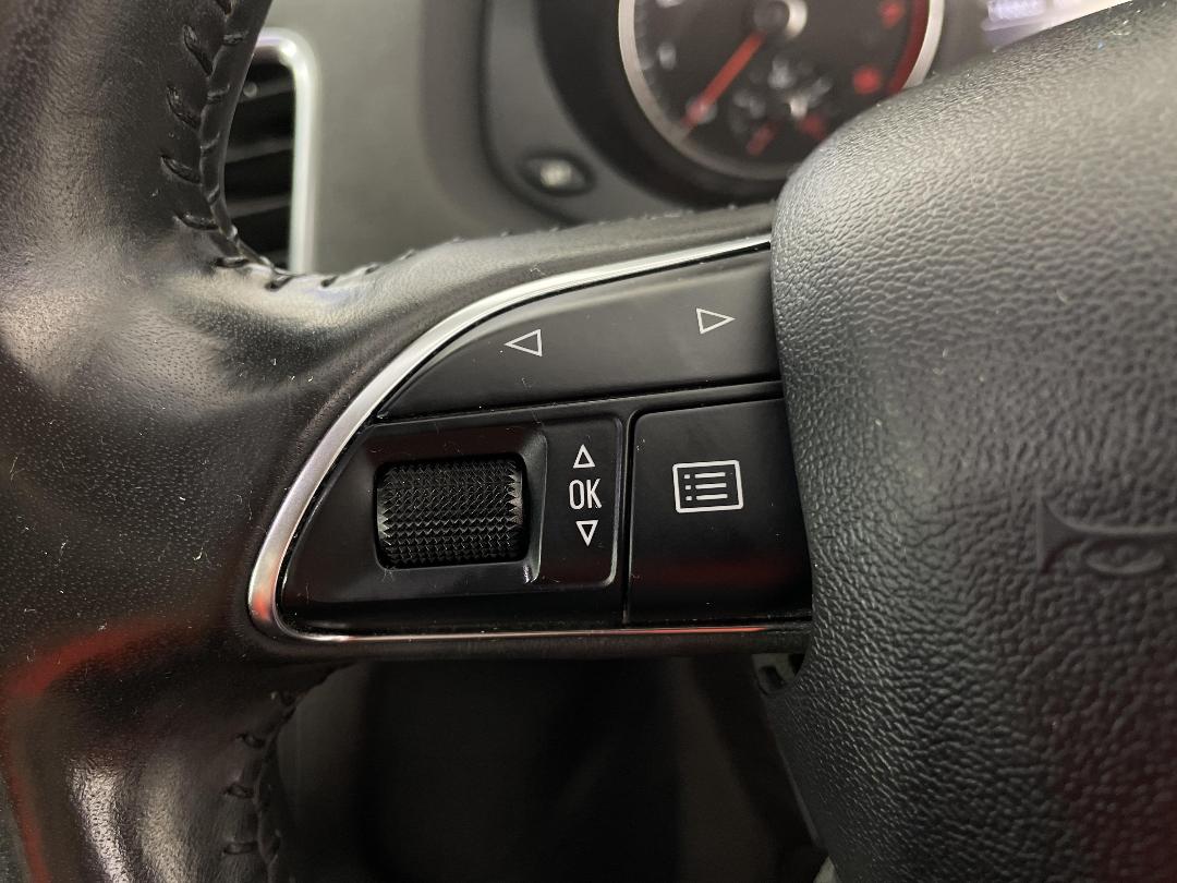 Photo '24' of Audi Q3 Photo '24' of Audi Q3