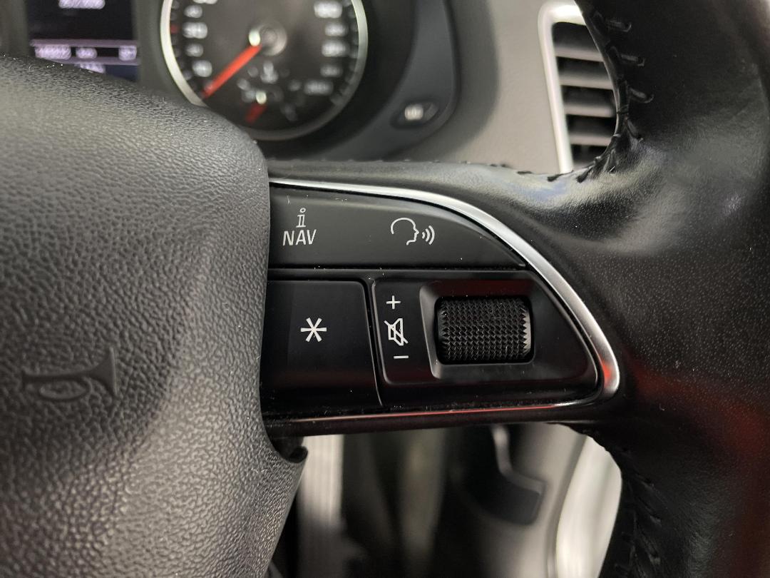 Photo '23' of Audi Q3 Photo '23' of Audi Q3