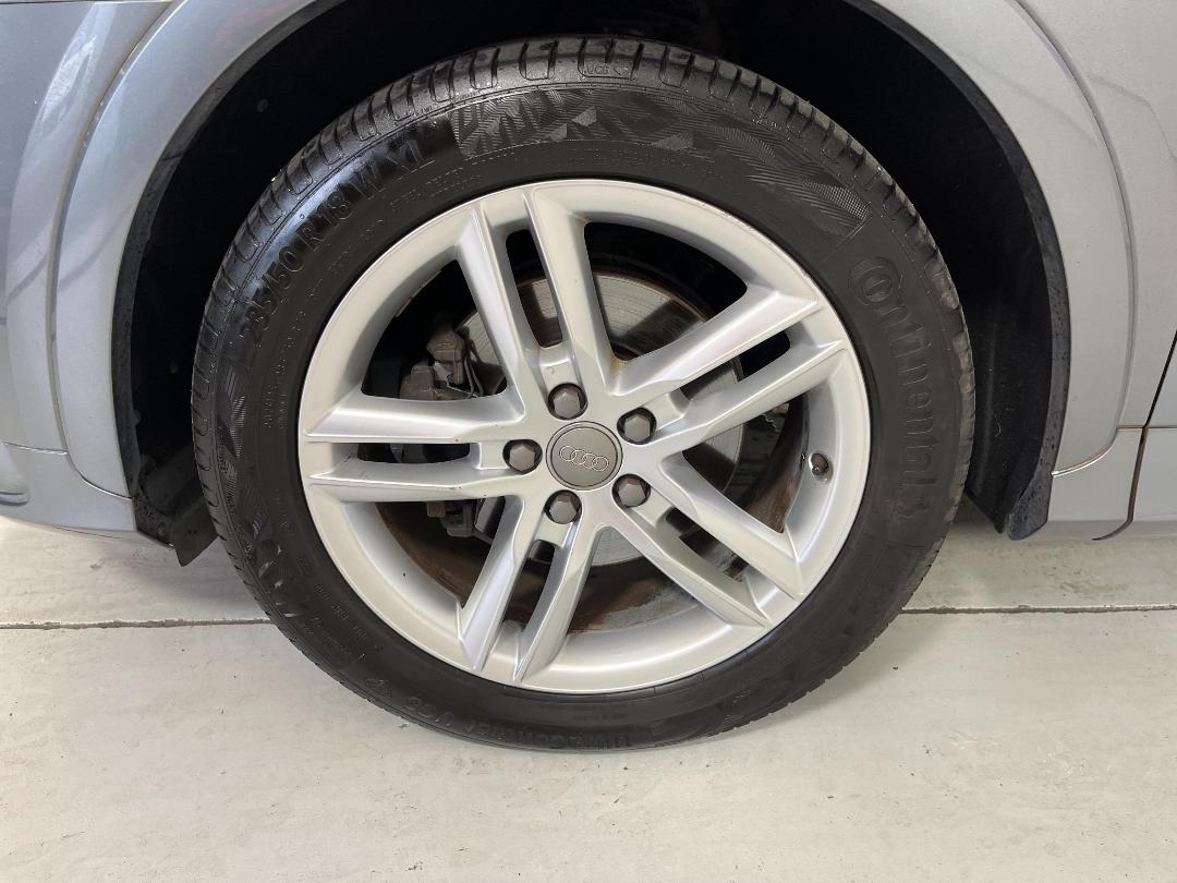 Photo '10' of Audi Q3 Photo '10' of Audi Q3