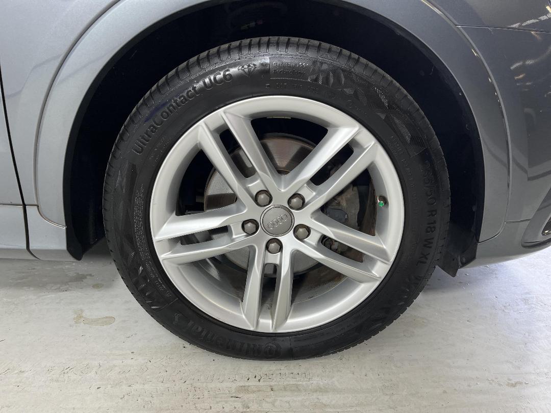 Photo '9' of Audi Q3 Photo '9' of Audi Q3