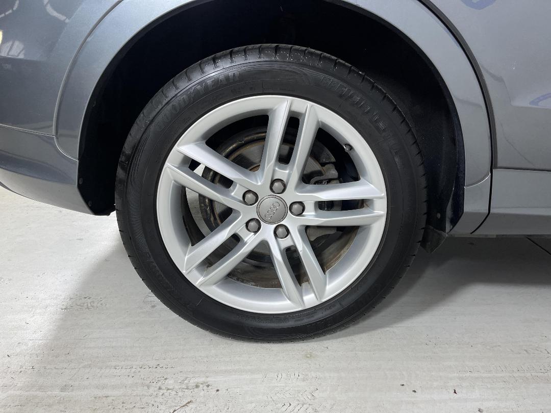 Photo '12' of Audi Q3 Photo '12' of Audi Q3