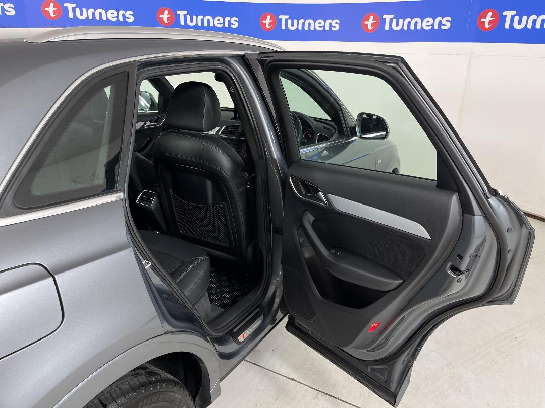 Photo '19' of Audi Q3 Photo '19' of Audi Q3