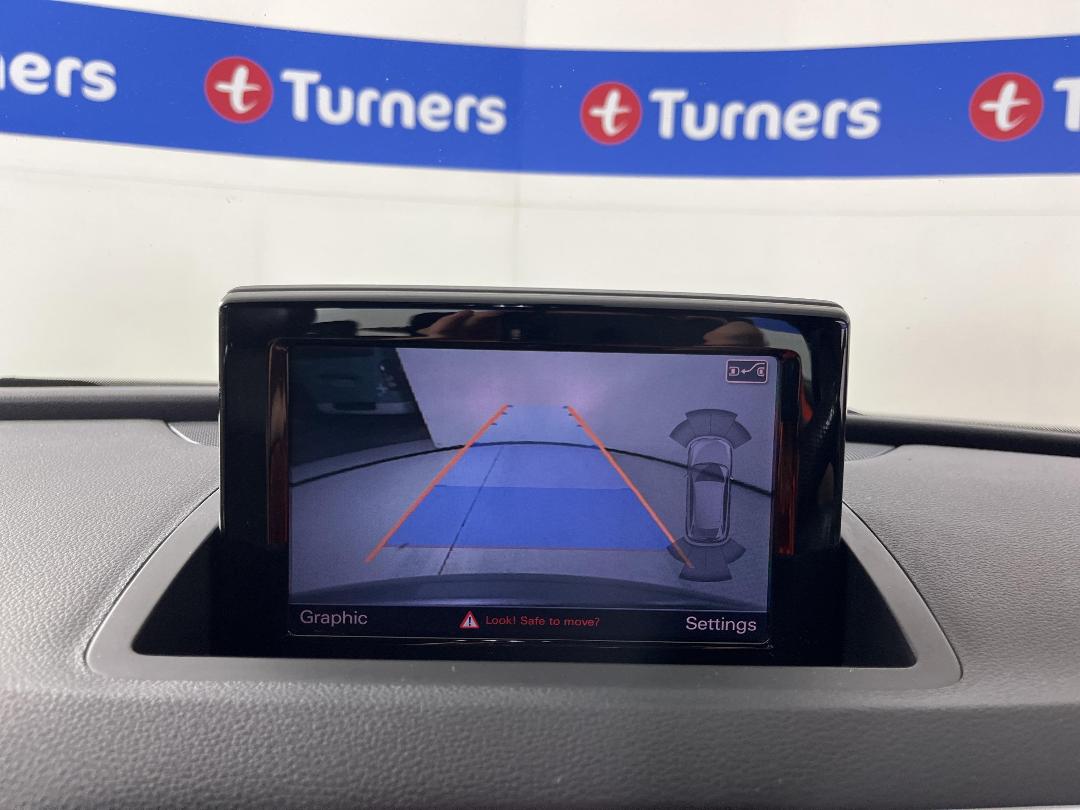 Photo '26' of Audi Q3 Photo '26' of Audi Q3