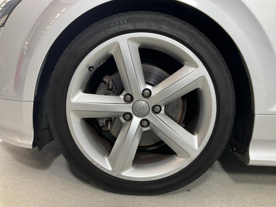 Photo '10' of Audi TT Photo '10' of Audi TT