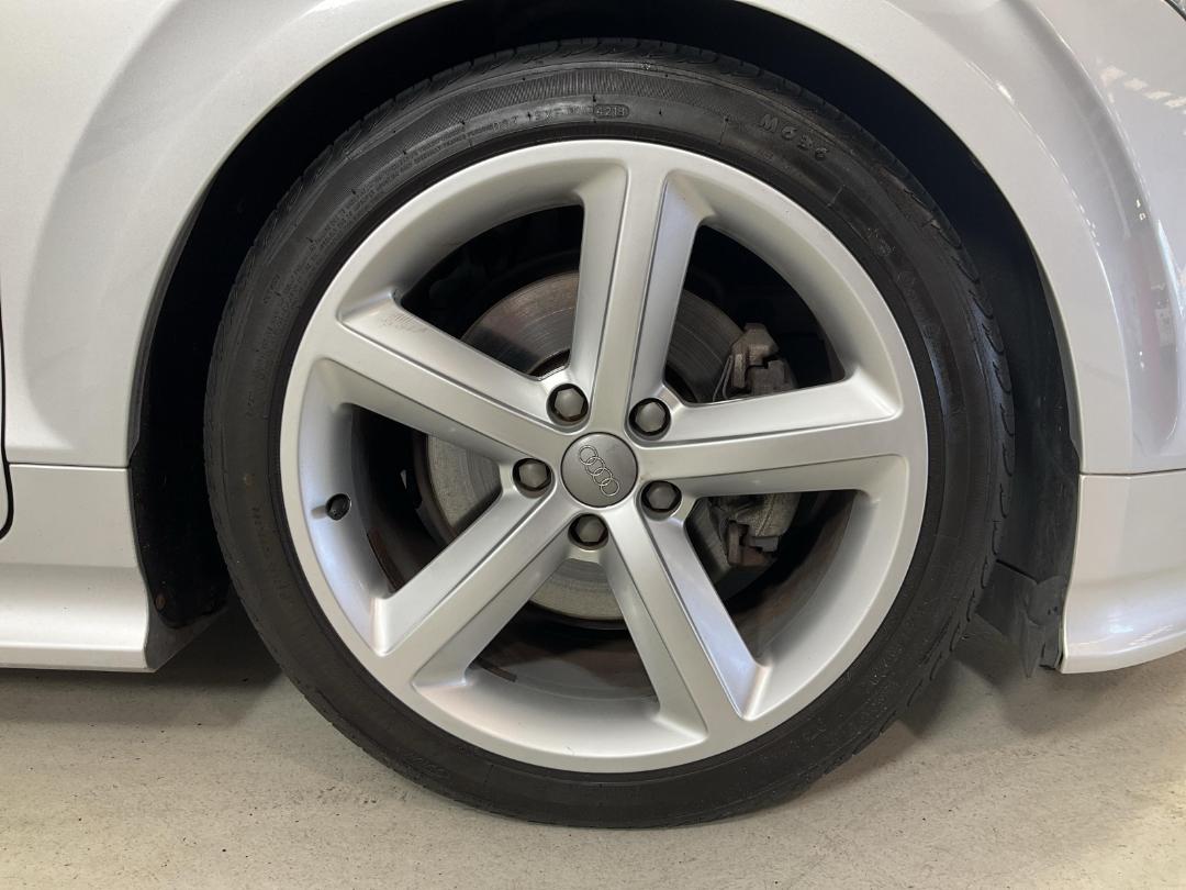 Photo '9' of Audi TT Photo '9' of Audi TT