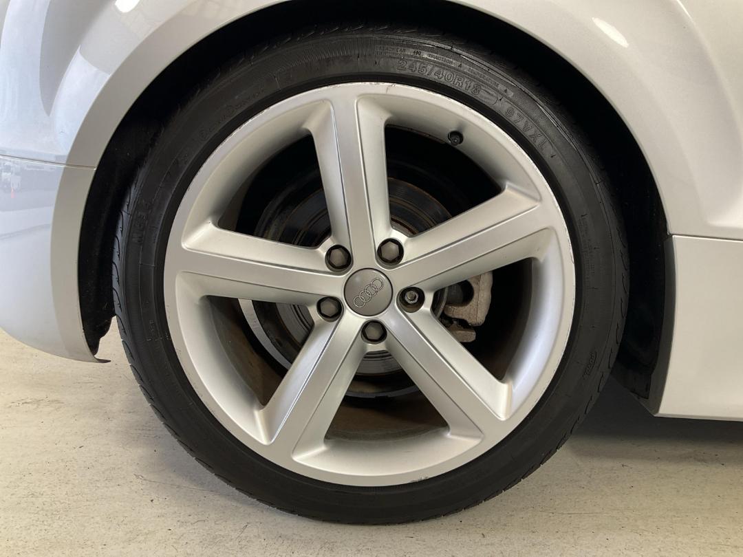 Photo '12' of Audi TT Photo '12' of Audi TT