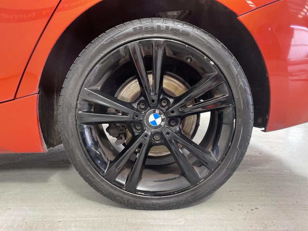 Photo '11' of BMW 1 Series Photo '11' of BMW 1 Series