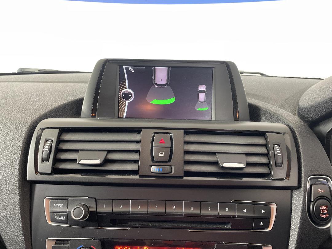 Photo '27' of BMW 1 Series Photo '27' of BMW 1 Series