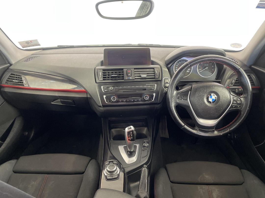 Photo '16' of BMW 1 Series Photo '16' of BMW 1 Series