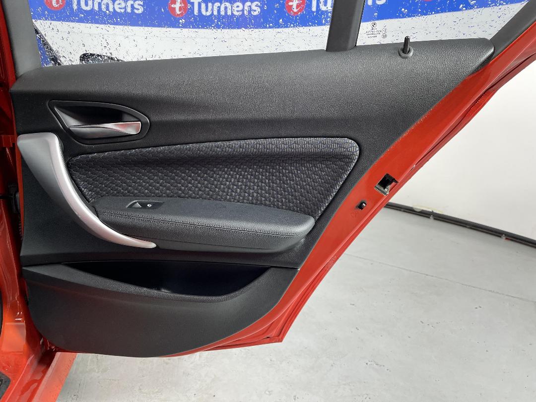 Photo '19' of BMW 1 Series