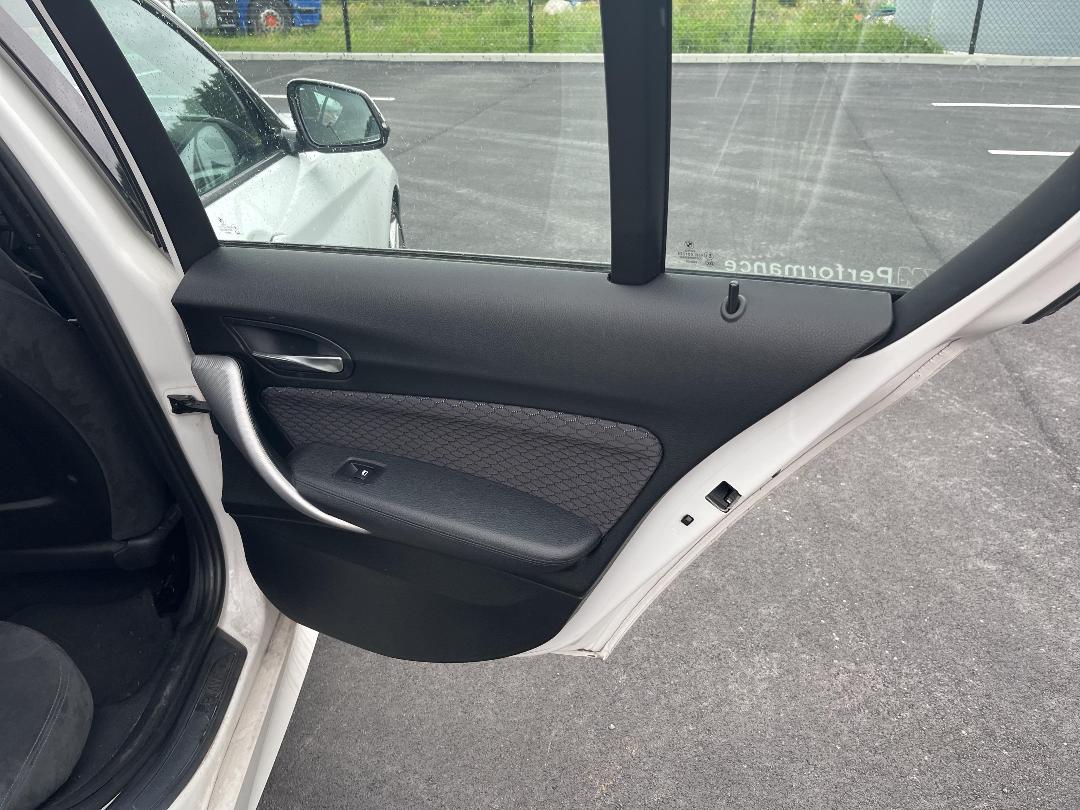 Photo '17' of BMW 116I