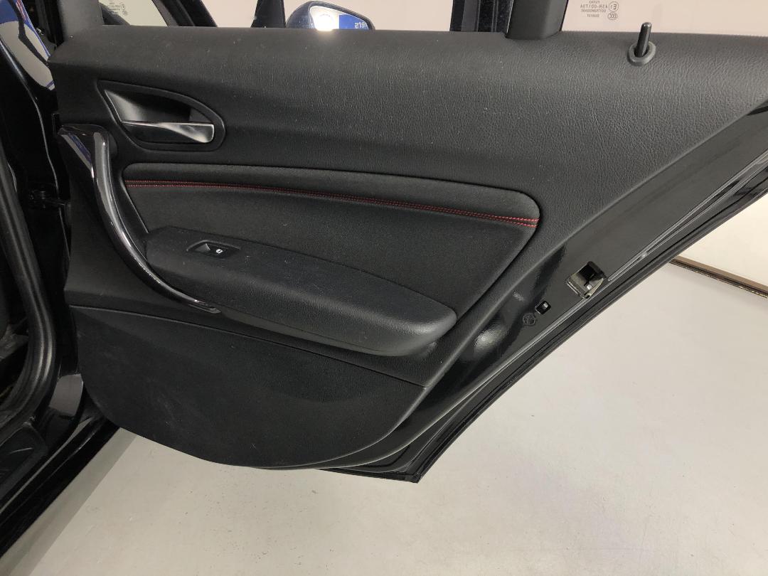 Photo '19' of BMW 116I