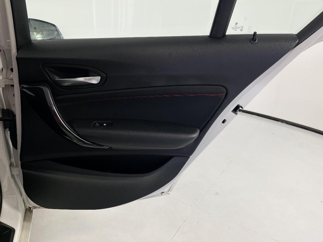 Photo '19' of BMW 116I Photo '19' of BMW 116I