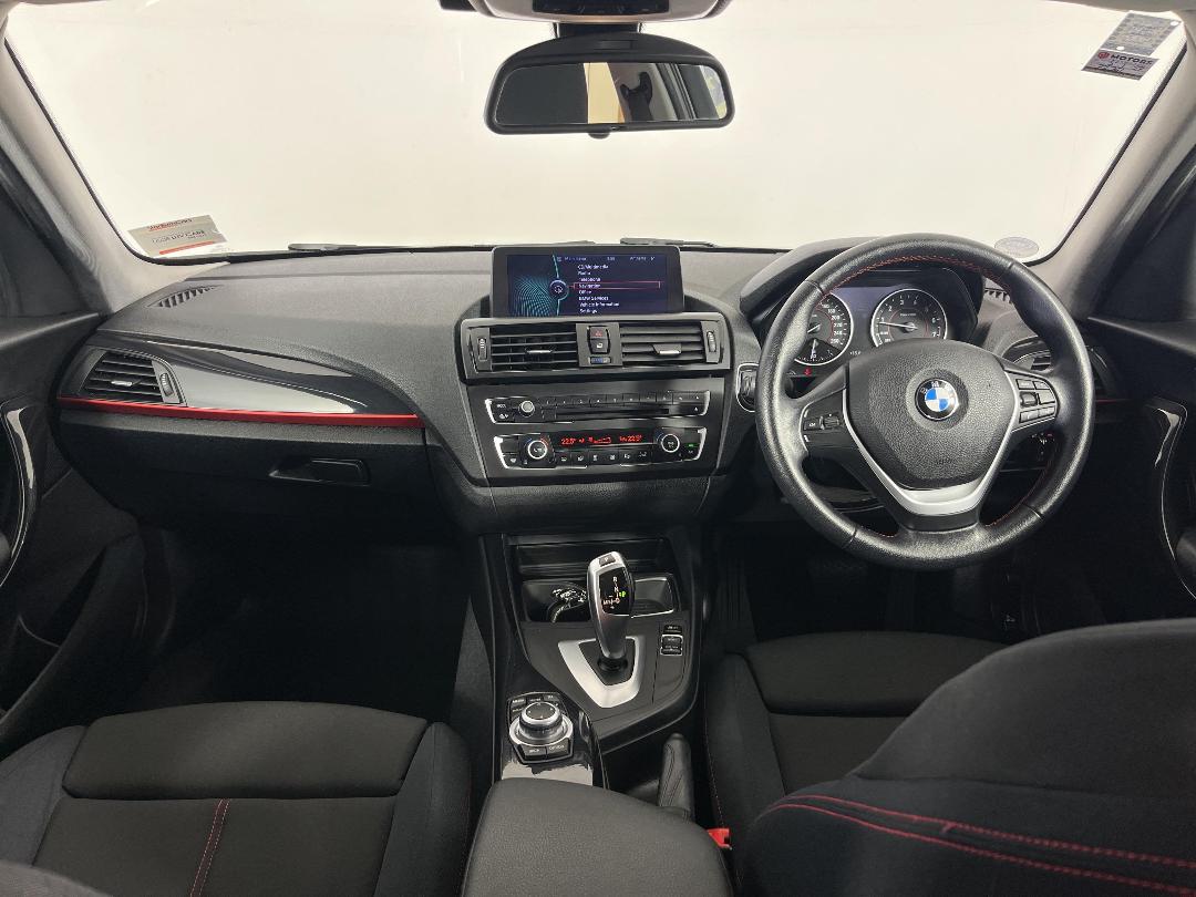Photo '17' of BMW 116I Photo '17' of BMW 116I