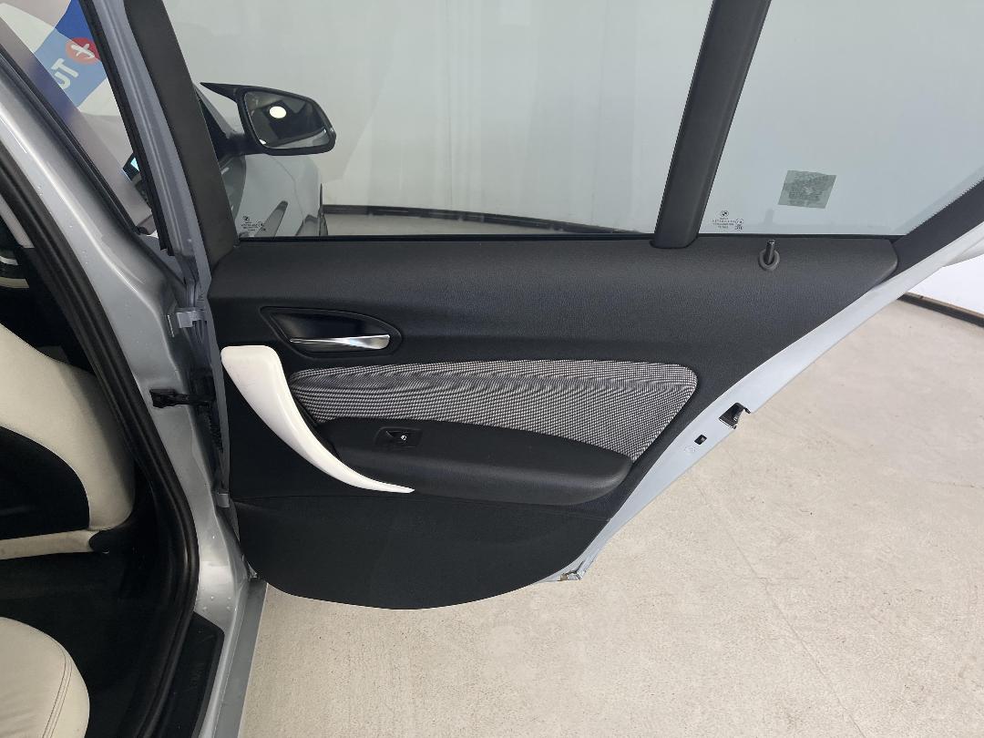 Photo '19' of BMW 116I