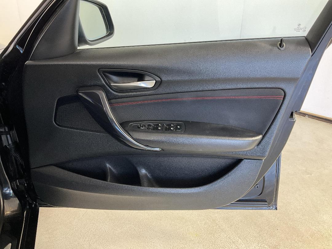 Photo '15' of BMW 120I